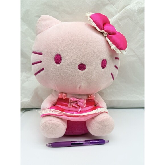 Hello Kitty and Friends 12" Plush Monochrome Pretty In Pink Sanrio 2024 Soft Toy - Picture 8 of 13